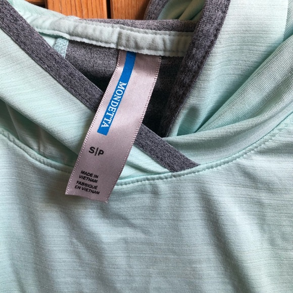 Workout pullover - Picture 2 of 3